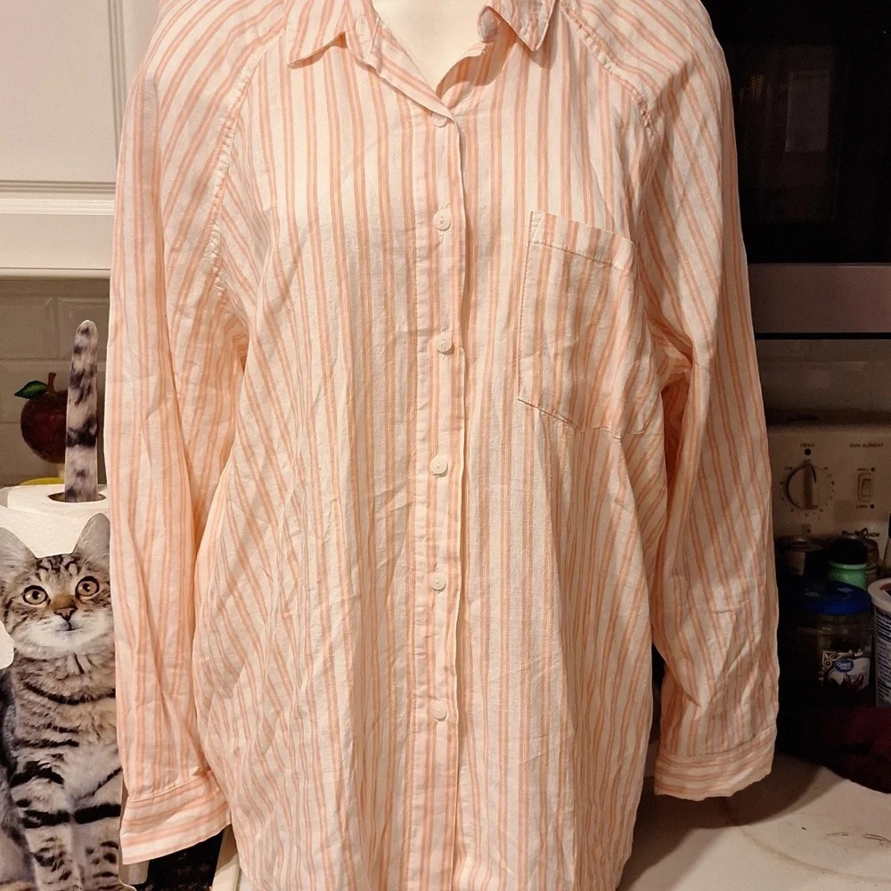 Womens Universal Thread orange button down long sleeve shirt XL